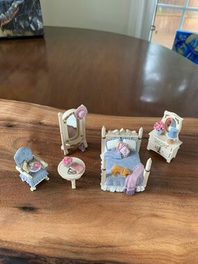 Vintage Avon Miniature Dollhouse Bedroom Set - Pastel Blue & Pink